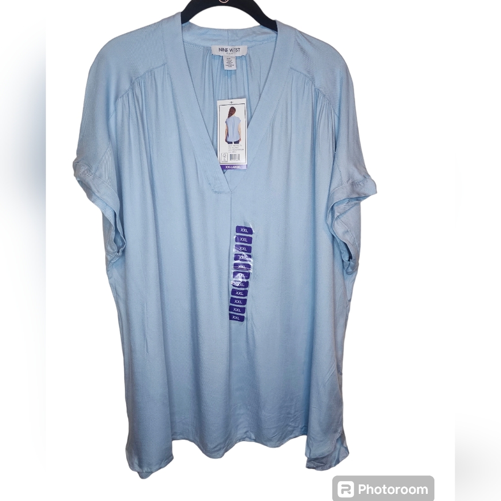 Ninewest women's sky blue v-neck cap sleeves top size 2X
